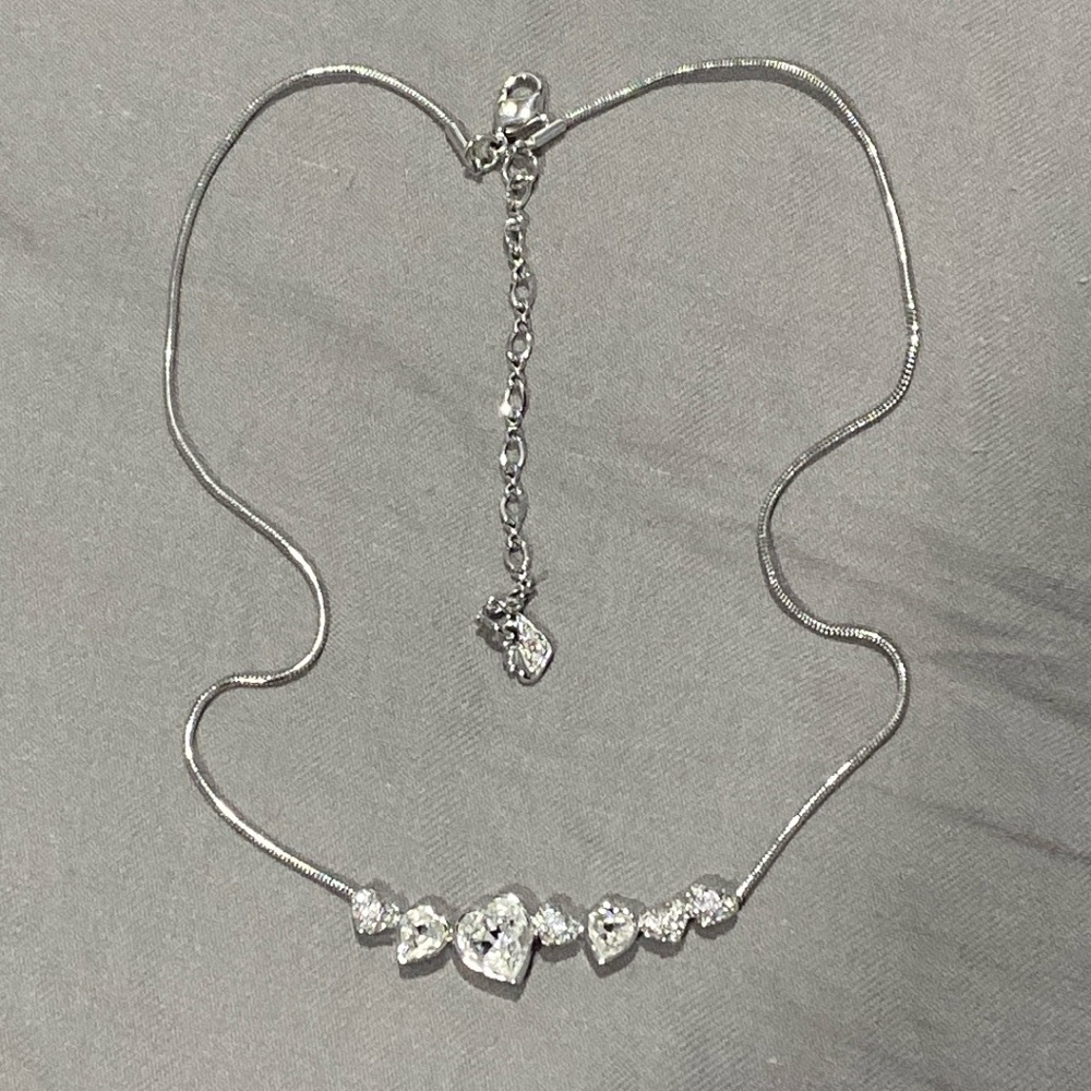 Beautiful necklace *used once*